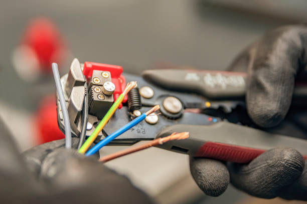 Best Licensed Electrician  in Orange, OH